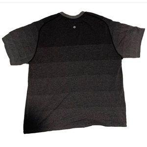 Lululemon shirt Black with grey shirts Small